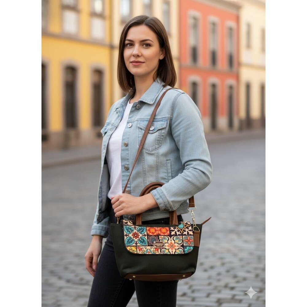 BELO HORIZONTE Amayya handcrafted handbag made of premium jute, model Sandy Bamb